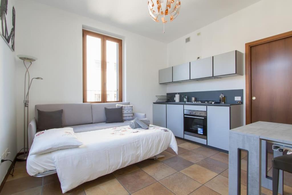 Fabulous Studio In Monza 15 Km To Milan City Centre Εξωτερικό φωτογραφία
