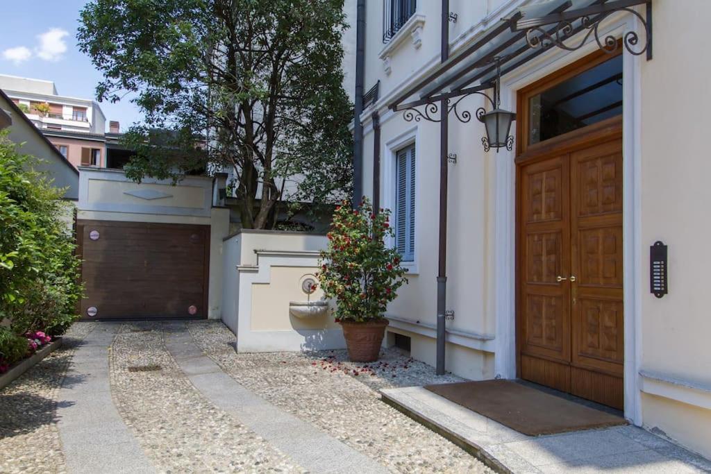 Fabulous Studio In Monza 15 Km To Milan City Centre Εξωτερικό φωτογραφία