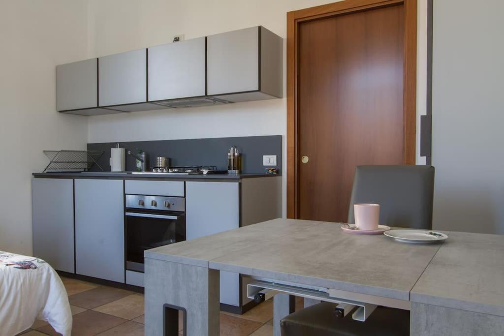 Fabulous Studio In Monza 15 Km To Milan City Centre Εξωτερικό φωτογραφία